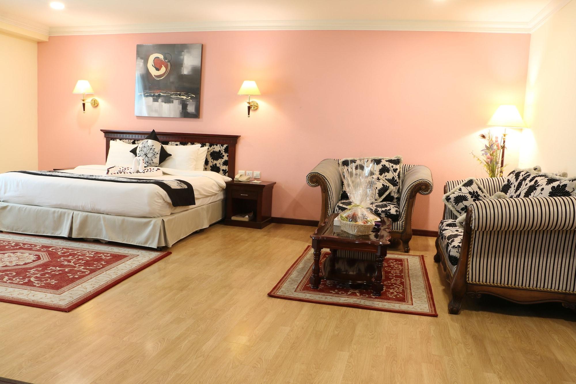 Pars International Hotel Al-Manamah Bagian luar foto