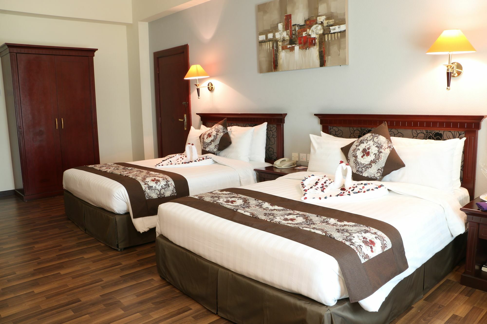 Pars International Hotel Al-Manamah Bagian luar foto